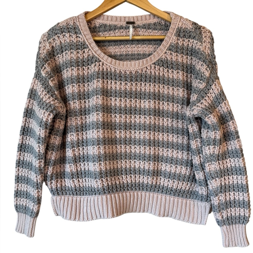 Free People Size XS At The Beach Sweater Pink Striped Chunky Pullover Casual